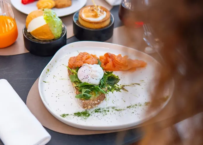 Bolina & ميلانو ماريتيما