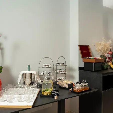 Bolina & Ξενοδοχείο 4*