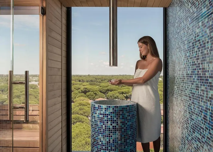 Bolina & Отель Морской Милан